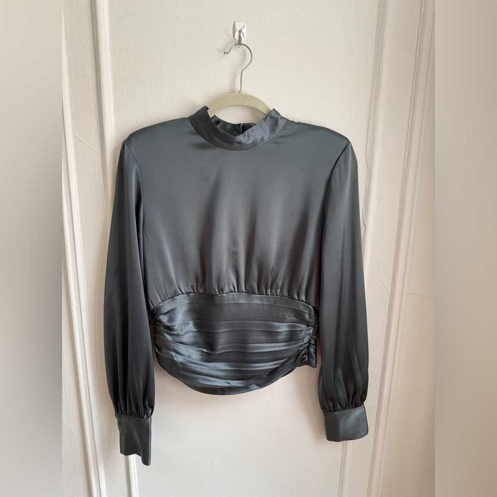 Aritzia Babaton Rosalia Satin Blouse Emerald Green Size Medium